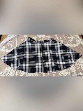 Hot Topic Black & White Plaid Zip-Front Mini Skirt